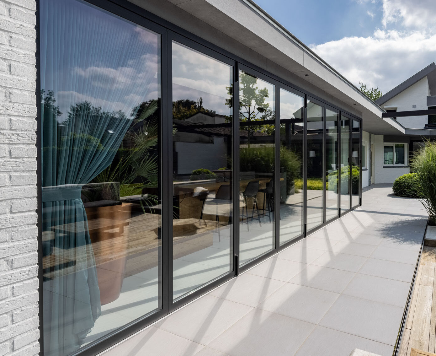 MB-86, aluminium kozijnen