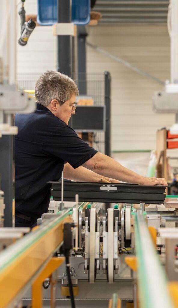 Wat zijn de kwaliteiten van prefab aluminium kozijnen?
